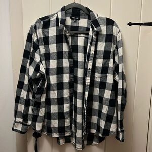 Madewell size XL black and white flannel